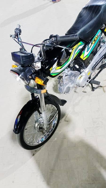 Honda CD-70 Euro2 2023 model Karachi num 1st owner Genuine condition 12