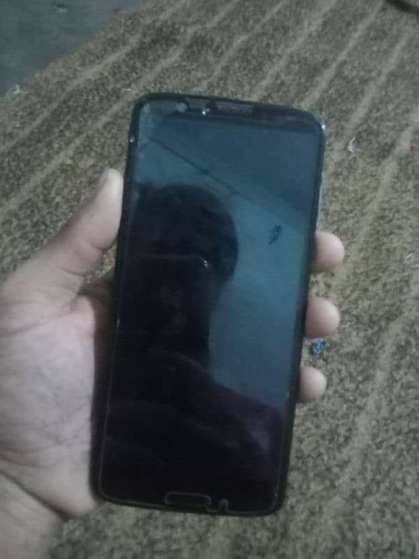 moto g6 non pta bas penal chenj Hoga Baki fresh condition hai 3.32 4