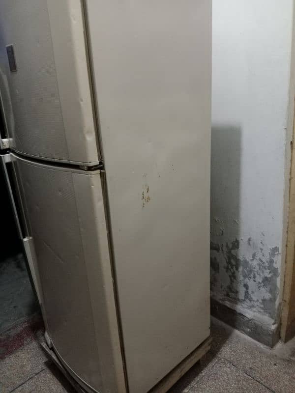 Refrigerator for sale 0