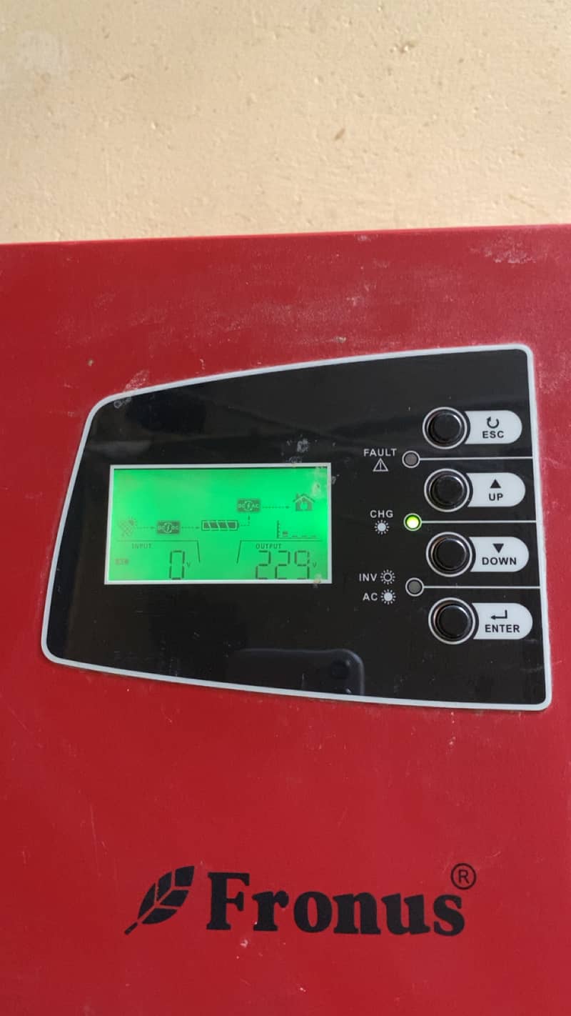 Fronus Inverter 3.2kv for sell 1