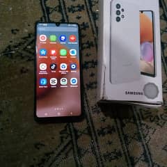 selling Samsung A32