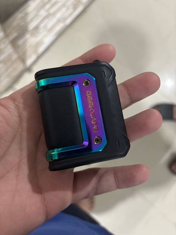 geekvape ageis hero q neat condition 1