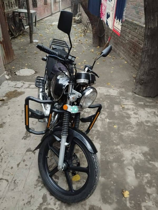 Suzuki 150 2