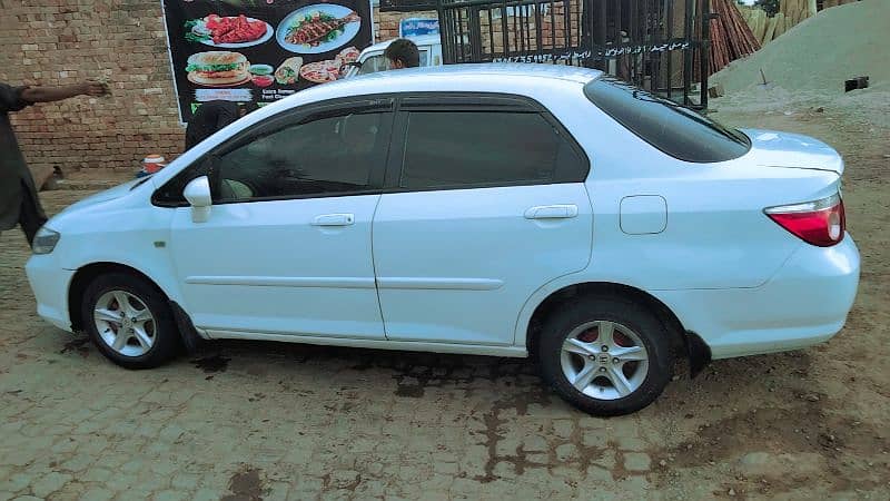 Honda City IDSI 2006 1