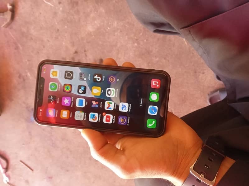 iphone xs max only face issue baqi full genuine urgent sale 3