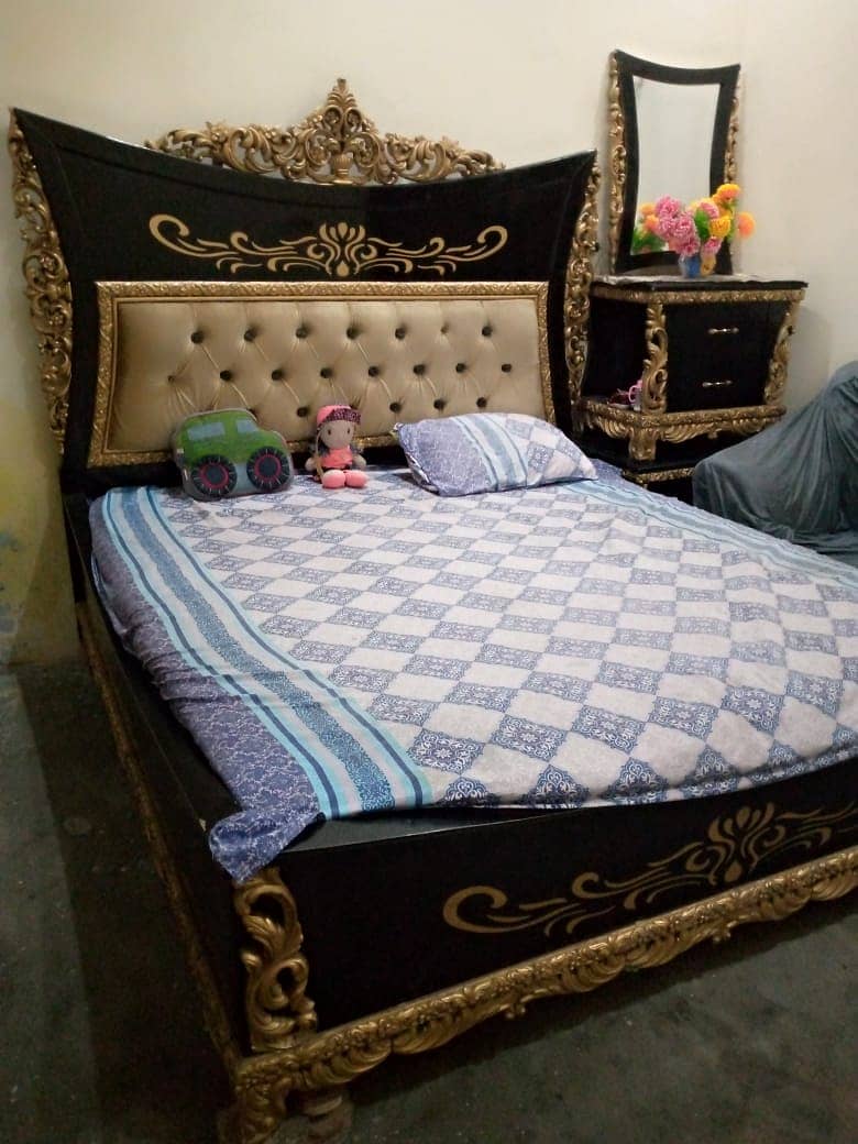 Bed Set with side tables including top wall mirrors 1