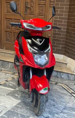 YJ Future Electric Scooty