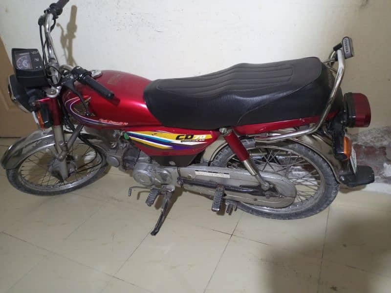 Honda CD-70-2015 0