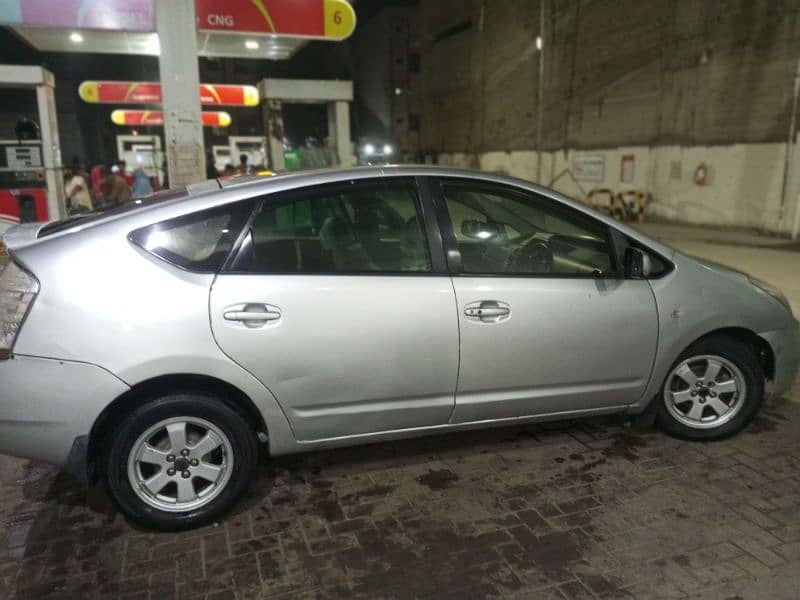 Toyota Prius 2011 Urgent Sale 4