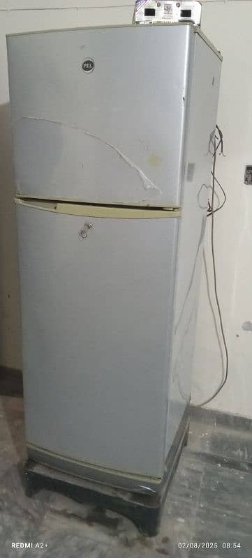 PEL refrigerator with stabilizer 10