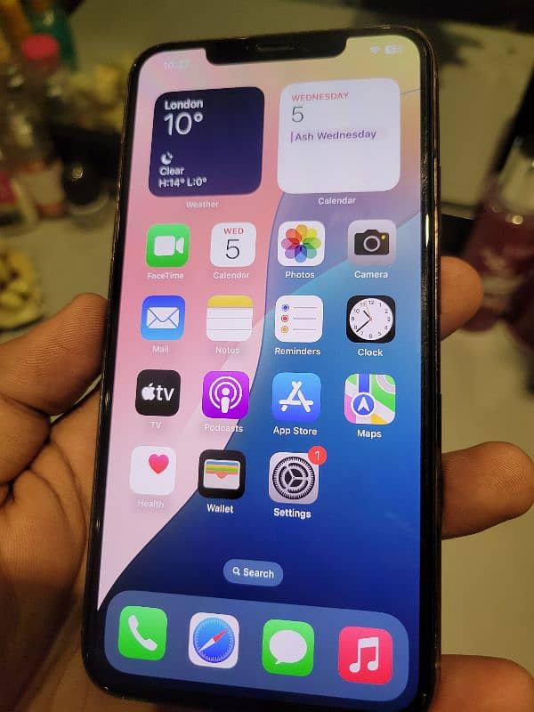 iphone 11 pro max factory unlocked 64gb 1