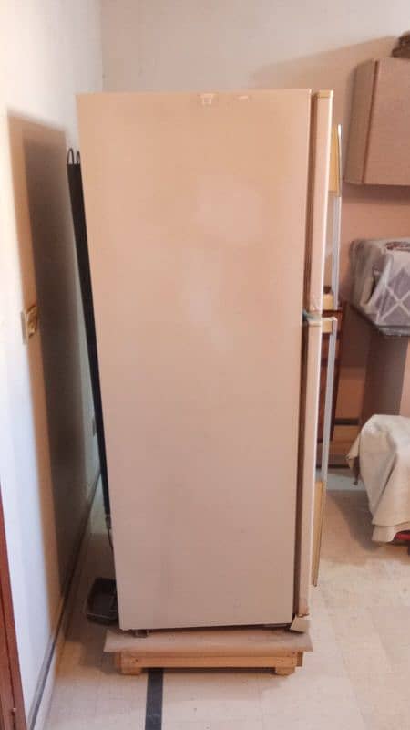 Dawlance family fridge for sale 3