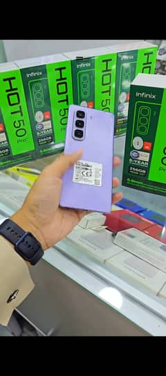 Infinix hot 50 pro plus 8/8RAM 256GB.