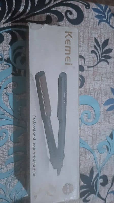 Hair straightener 1