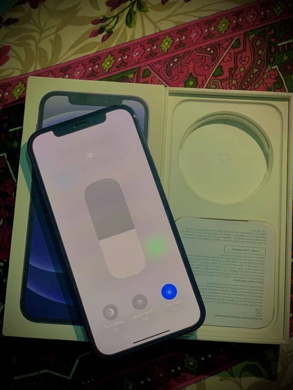 iPhone 12 factory unlock blue colour condition 10/10 4