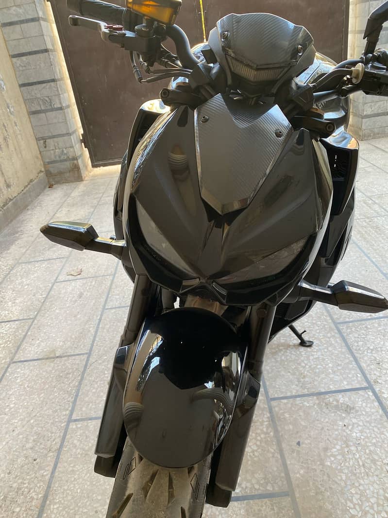 Kawasaki Z1000 2015 4