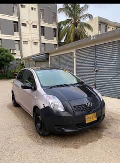 Toyota Vitz 1300cc