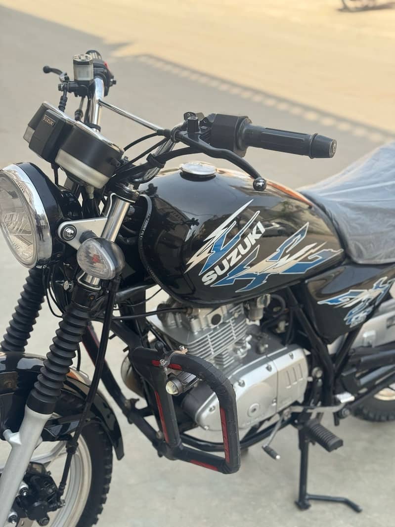 Suzuki GS 150 2022 0