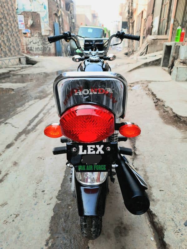 Honda CG 125 With 2 Digit Golden Number Urgent Sale 2