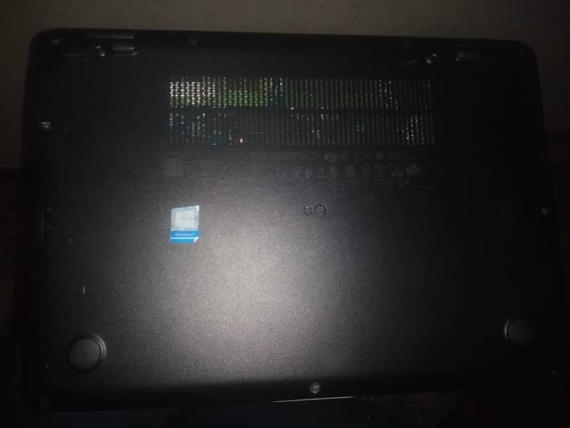 Laptop in used condition 2