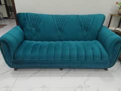 New condition sofa set + Master 10 year warranty