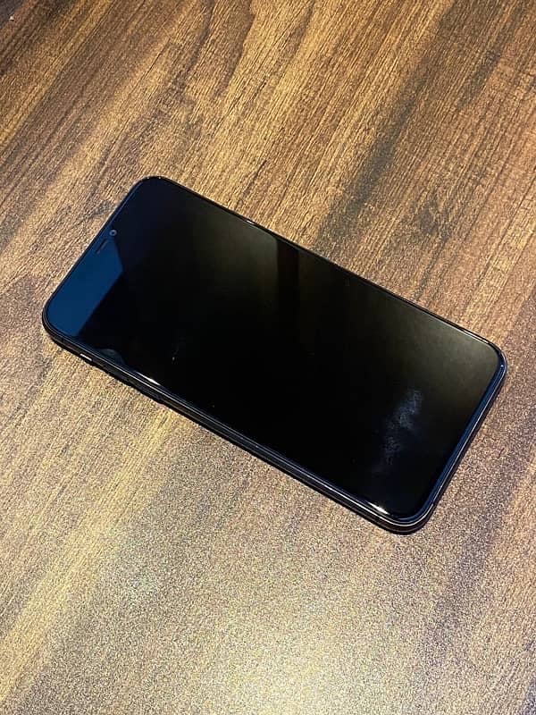 iphone 11 pro max 256Gb pta approved 3