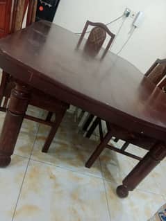 Dining Table with 6 chairs