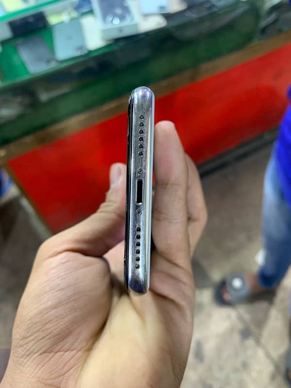 Iphone X 64 GB Non PTA 2