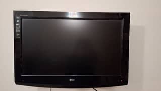 LG. Flat Screen T. V