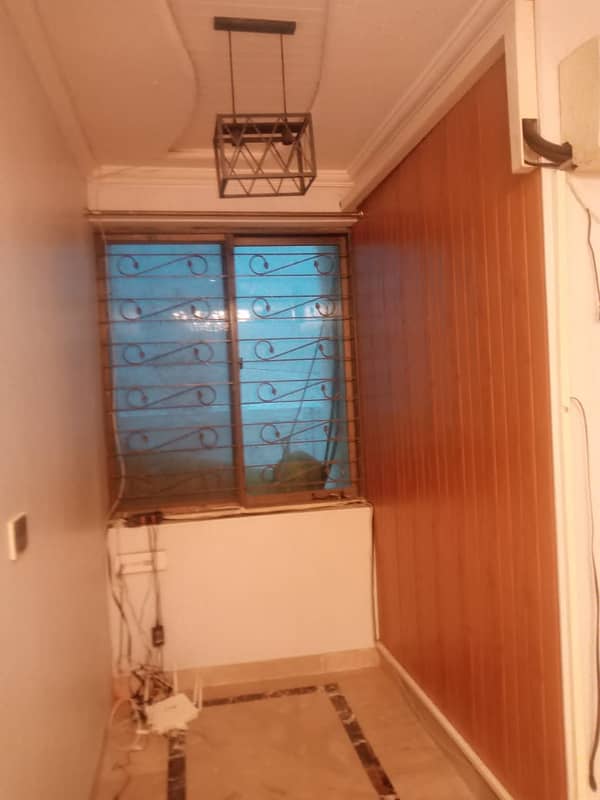 12 MARLA HOUSE AVAILABLE FOR RENT IN JOHAR TOWN PHASE 1 BLOCK F2 7