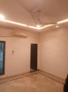 12 MARLA HOUSE AVAILABLE FOR RENT IN JOHAR TOWN PHASE 1 BLOCK F2