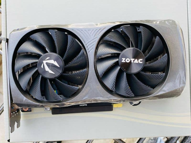 Zotac Twin Edge RTX 4060Ti (Box Open) 1