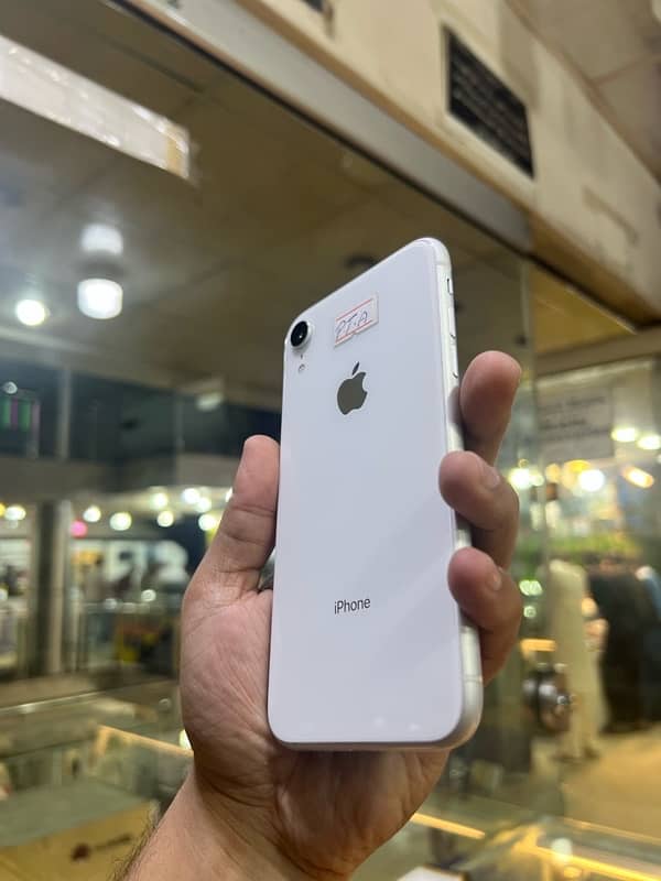 iphone XR 64 GB PTA Approved 2