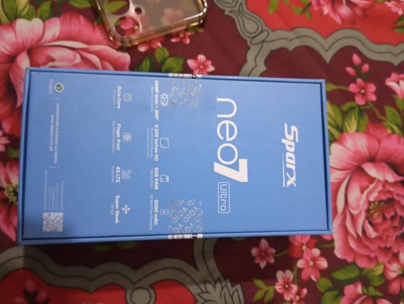 Spark 7 neo ultra 6GB, 128GB 10