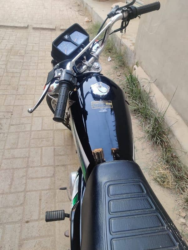 Honda CG 125 2023 karachi 03122132753 4