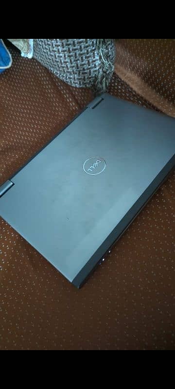 Dell Laptop 0