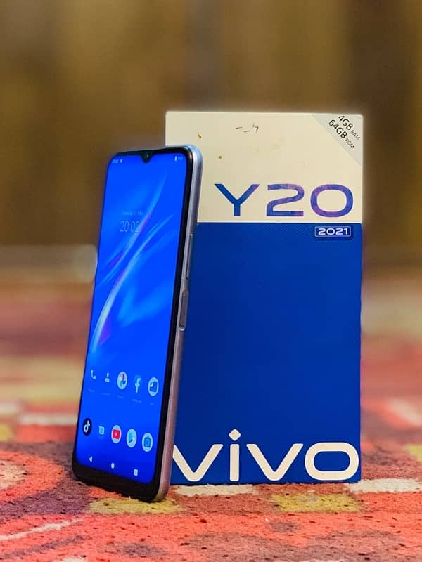 URGENT SALE  MY VIVO Y20 1