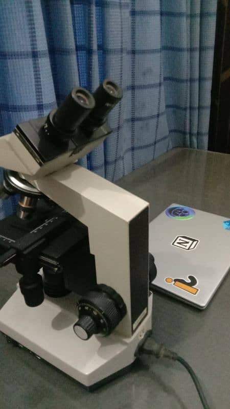 Laboratory Microscope XSZ-107BN 1