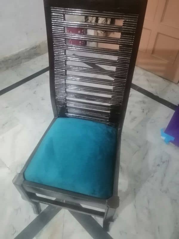 Dining Table with 6 Chairs 4