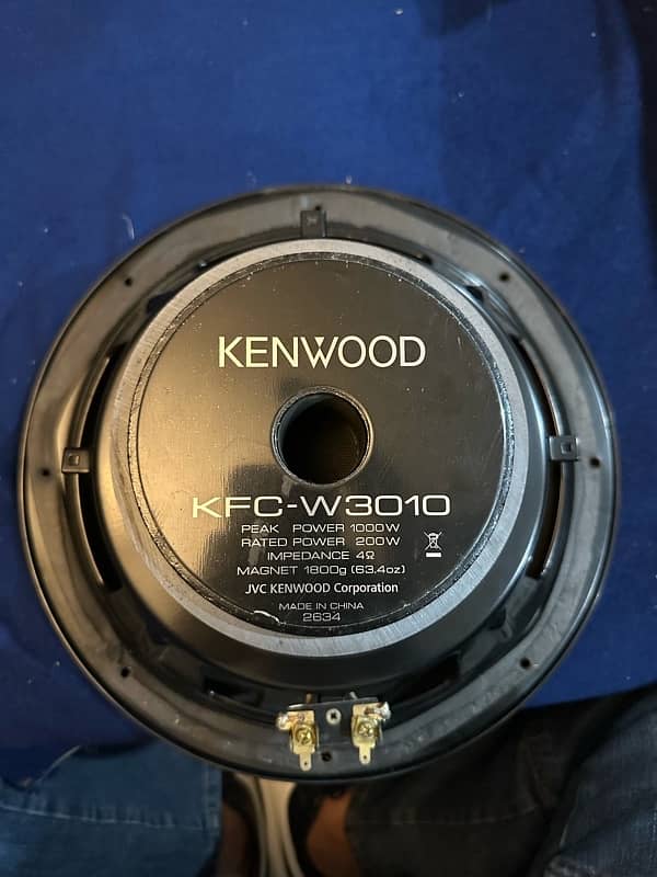 kenwood W 3010 Sub Woofer 1