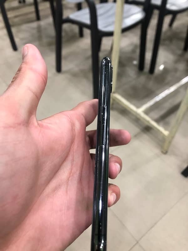 iPhone x 64 GB pta approved 3