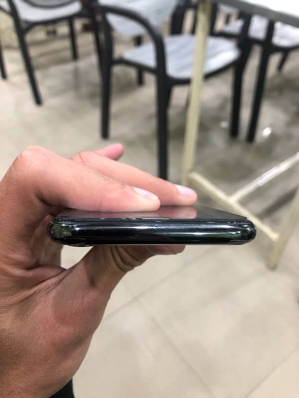 iPhone x 64 GB pta approved 6