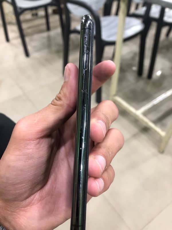 iPhone x 64 GB pta approved 7