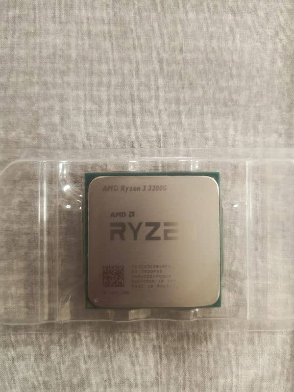 Ryzen 3 3200g 2gb Ddr5 128bit biltin gpu 4.0ghz 4c 4t processor 0