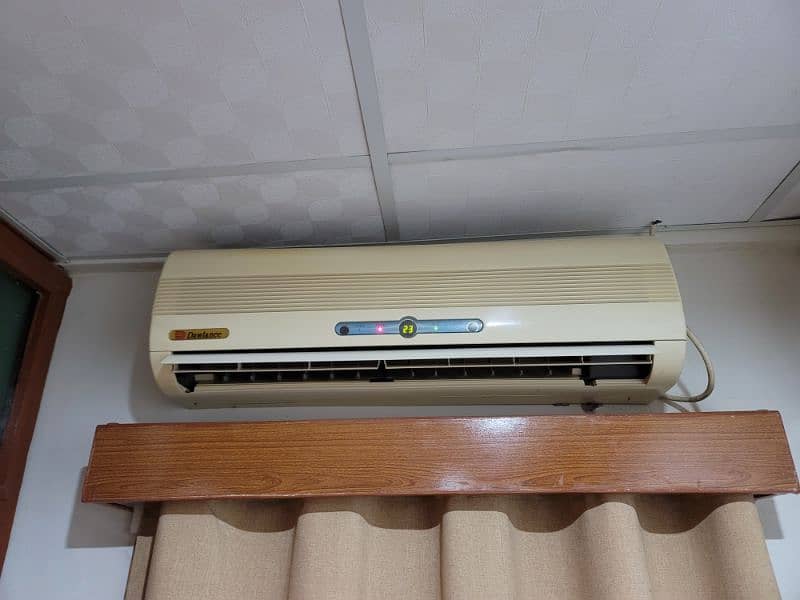 1 Ton AC Dawlance 0