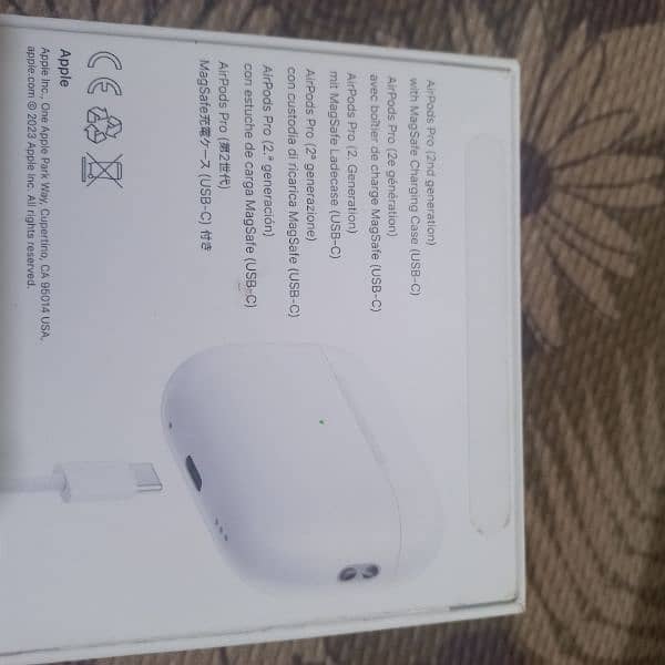 Apple airpods pro(2nd generation) 1