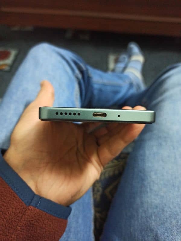 Selling my Redmi note 13 pro 9.8/10 2