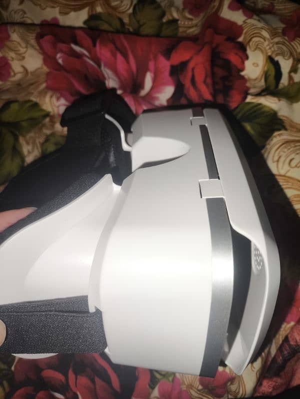 Shinecon VR Headset 2