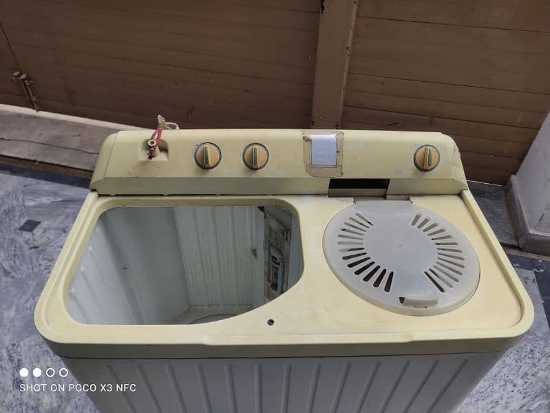 Haier washing machine in working condition. 3