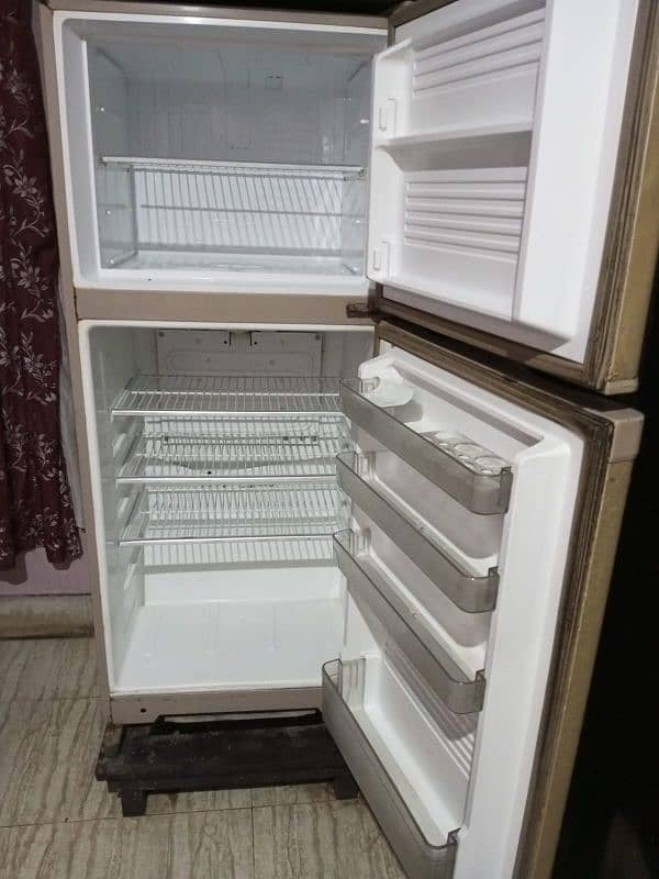 Dawlance refrigerator 2